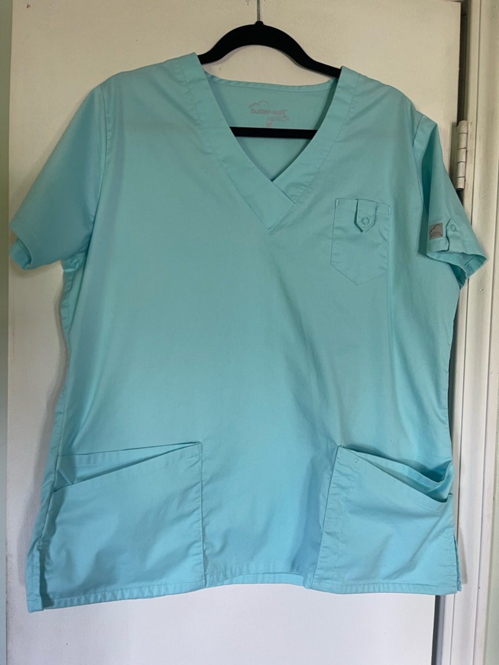 Uniform Advantage Women's V-Neck Scrub Top in Light Aqua